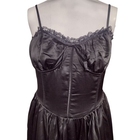 Thirty Thirty LA Satin Milkmaid Lace Up Dress M Renaissance Festival Goth NEW - Picture 2 of 9